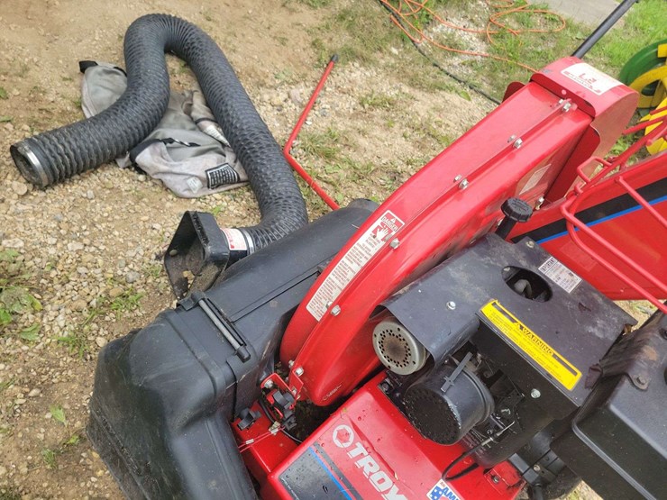 troy-built-5hp-chipper/vac,-motor-is-free-image-5