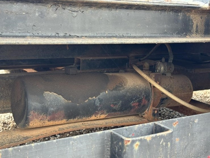 gooseneck-dump-trailer-image-13