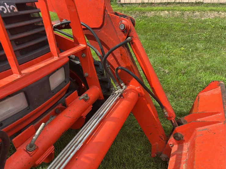 kubota-m5400-image-32