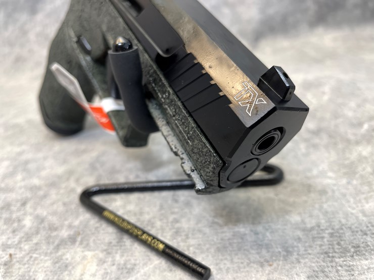 #4574-•-taurus-tx22,-.22-lr-handgun,-sn:-1pt433752,-(princeton,-mn)-image-10