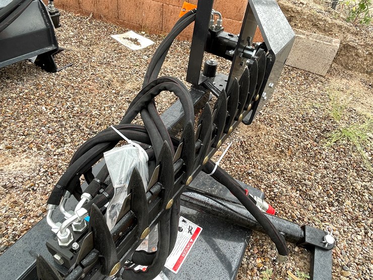 #2016-•-skid-steer-sickle-bar-mower-image-5