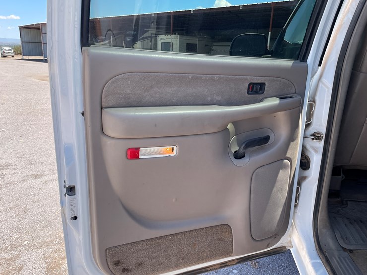 #509-•-2001-chevy-silverado-2500hd-4x4-(nm-title-in-delay)-image-92
