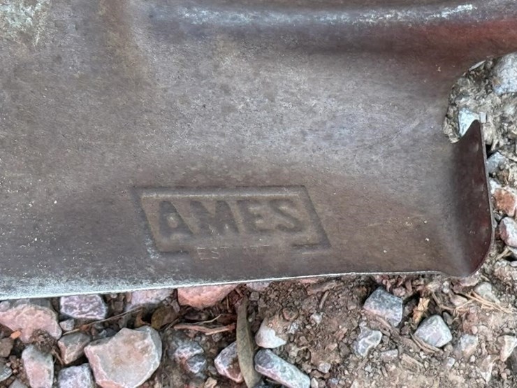 yard-tools-image-2