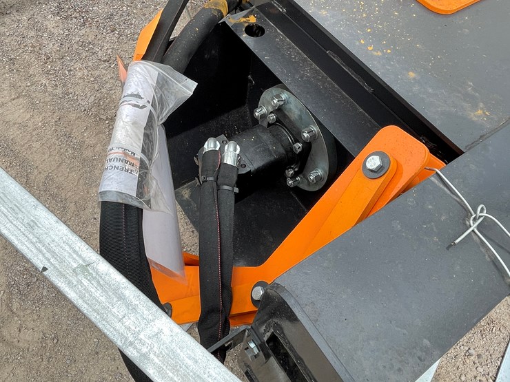 #2013-•-skid-steer-trencher-image-12