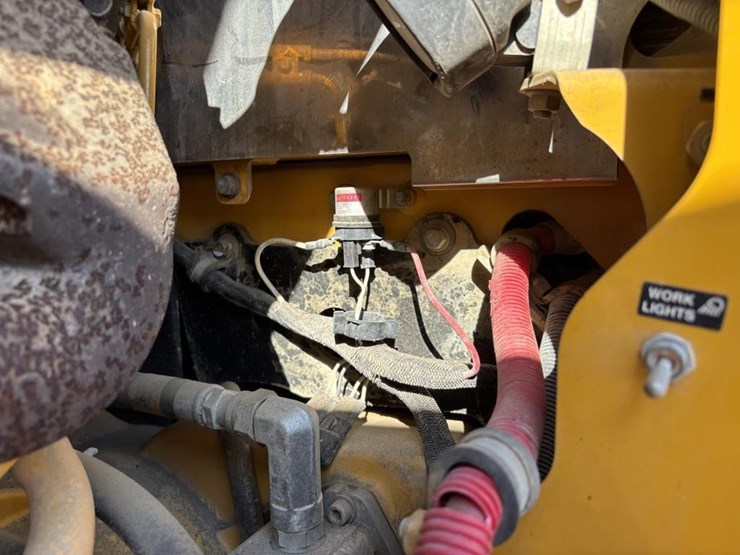2012-deere-672gp-image-67