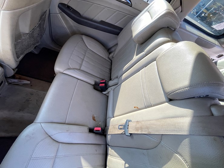 2015-mercedes-benz-gl450-image-85
