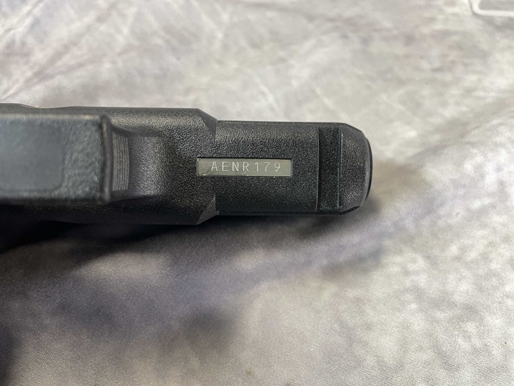 #5141-•-glock-g44,-22-lr-pistol,-sn:-aenr179,-(neenah,-wi)-image-16