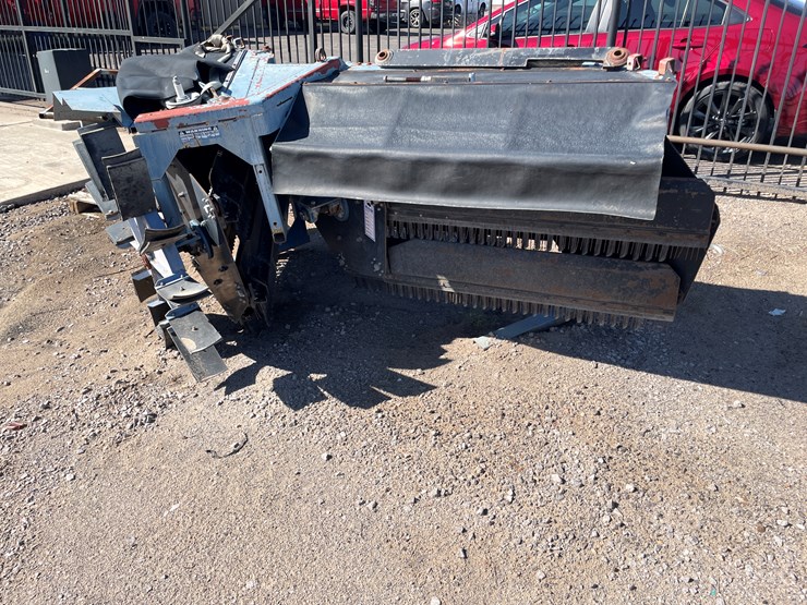 #1502-•-weiss-mcnair-sweeper-splitter-head-(offsite-in-las-cruces)-image-1
