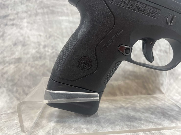 #5173-•-beretta-nano,-9mm-luger-pistol,-sn:-nu160530,-(neenah,-wi)-image-6