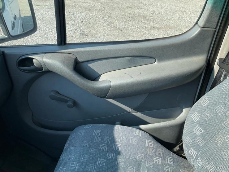 2004-dodge-sprinter-2500-image-72
