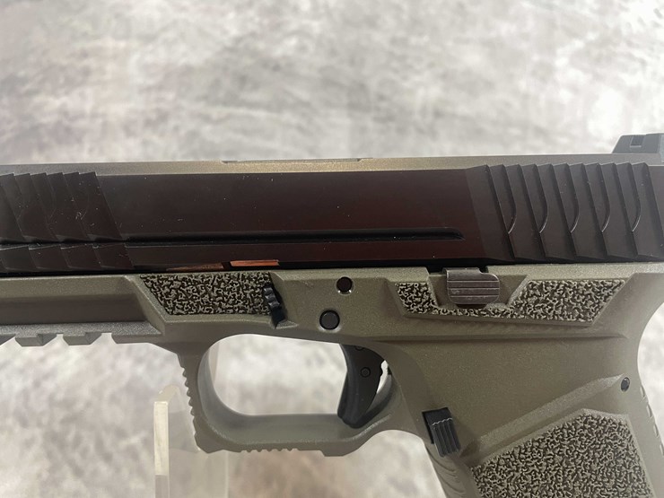 #5174-•-sct-model-19,-9mm-luger-pistol,-sn:-aaa0022897,-(neenah,-wi)-image-7