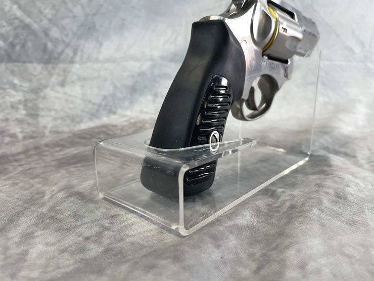 #5142-•-ruger-sp101,-357-mag-revolver,-sn:-57837183,-(neenah,-wi)-image-5