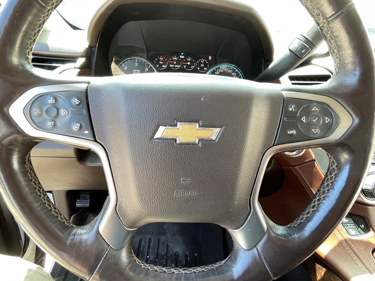 2017-chevrolet-tahoe-image-64