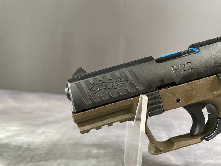 #5151-•-walther-p22q-military,-22-lr-pistol,-sn:-wa453979,-(neenah,-wi)-image-17