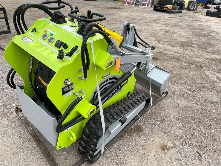 #2026-•-mini-skid-steer-loader-image-5