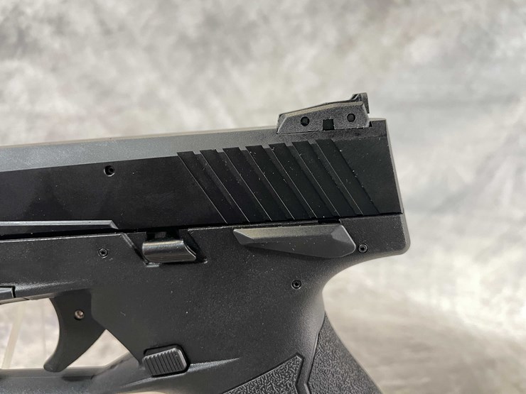 #5144-•-taurus,-22-lr-pistol,-sn:-tx22141,-(neenah,-wi)-image-19