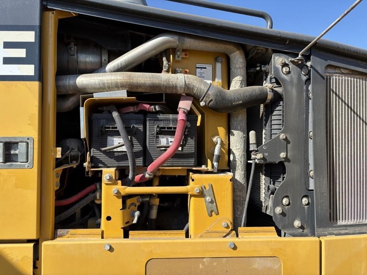 2012-deere-672gp-image-70