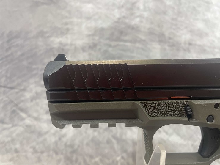 #5174-•-sct-model-19,-9mm-luger-pistol,-sn:-aaa0022897,-(neenah,-wi)-image-9