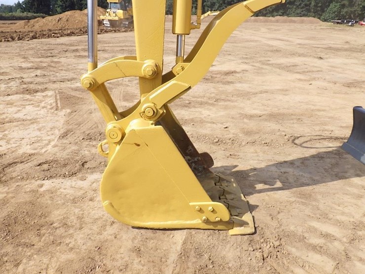 komatsu-pc58uu-3-image-8