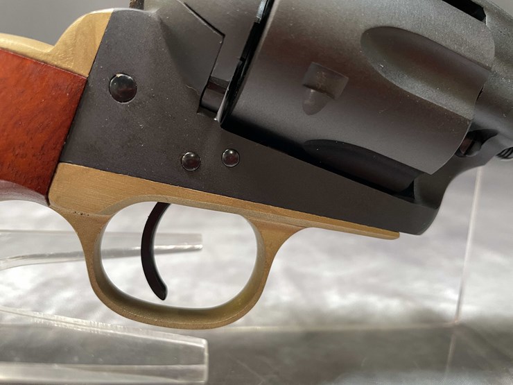 #5163-•-stoeger-cattleman,-45-colt-revolver,-sn:-um3413,-(neenah,-wi)-image-24