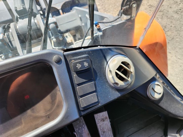 2019-doosan-dl280-5-image-20