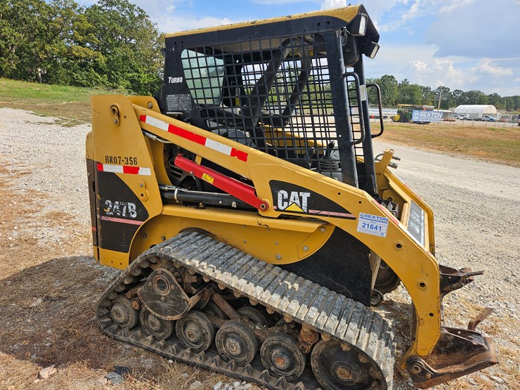 caterpillar-247b-image-18