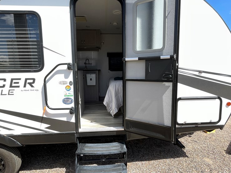 #499-•-2021-tracer-le-camper-(title-in-delay)-image-82