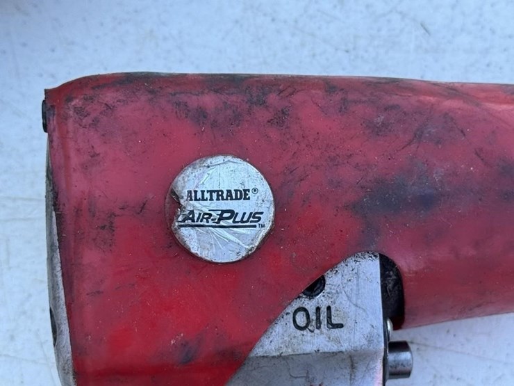 1/2-in-air-impact-wrenches-image-2