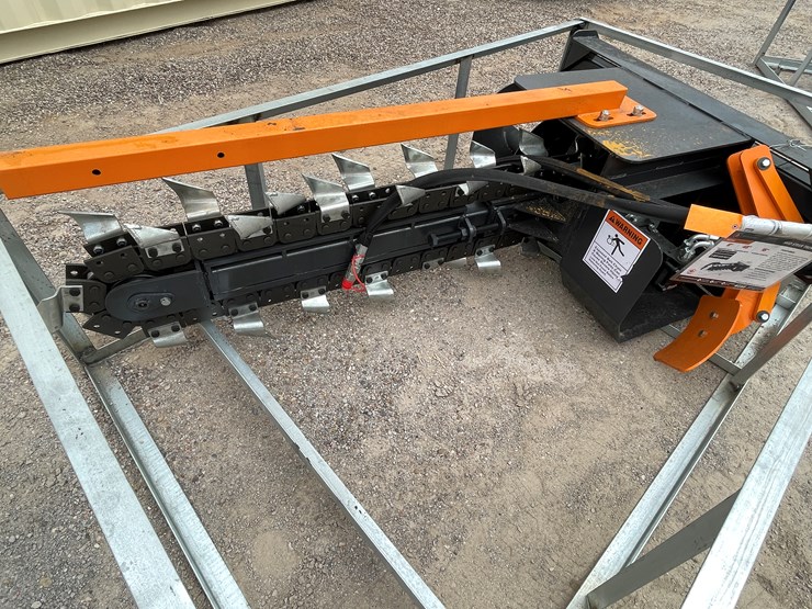 #2013-•-skid-steer-trencher-image-3