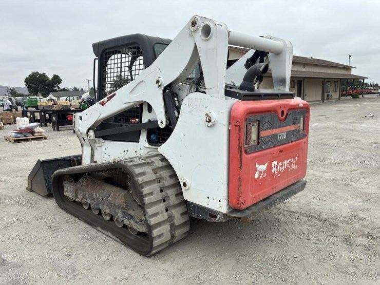2019-bobcat-t770-image-4