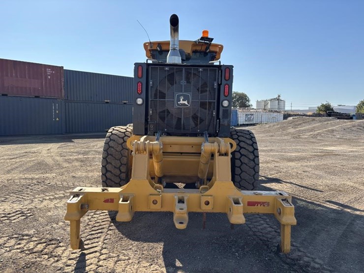2012-deere-672gp-image-8