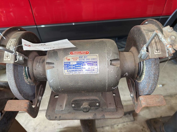cummins-mack-3/4-hp-electric-bench-grinder-on-stand-image-2