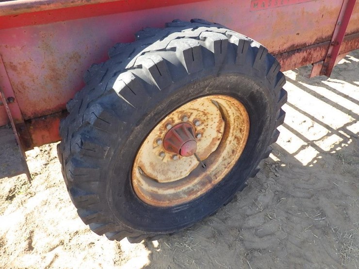 massey-ferguson-110-image-14