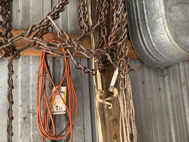 tractor-tire-chains---possibly-for-16.9x28-tires-(chains-only,-no-other-ite-image-5