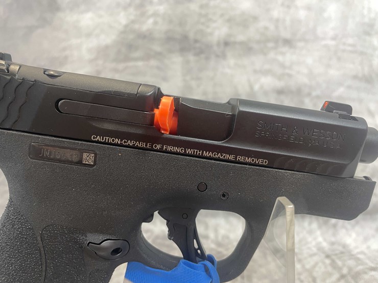 #5172-•-smith-&-wesson-m&p-shield,-9mm-luger-pistol,-sn:-jnj6613-(neenah,-wi)-image-11