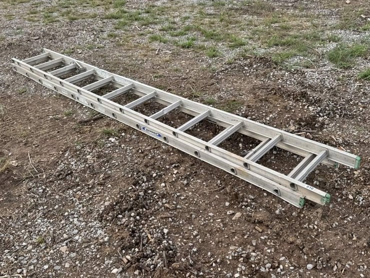 werner-16-ft-aluminum-extension-ladder-image-1