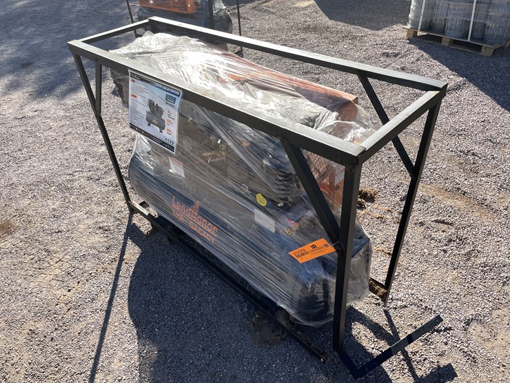 #2039-•-40-gallon-air-compressor-image-2