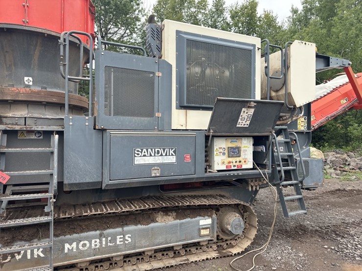 2017-sandvik-qs331-image-32