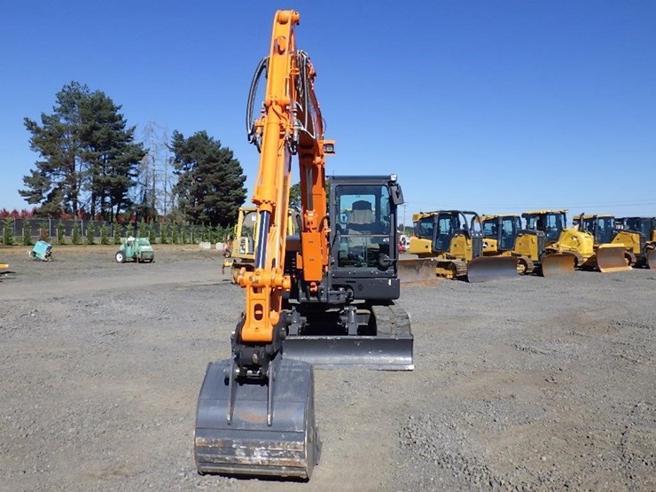 2021-doosan-dx85r-3-image-2