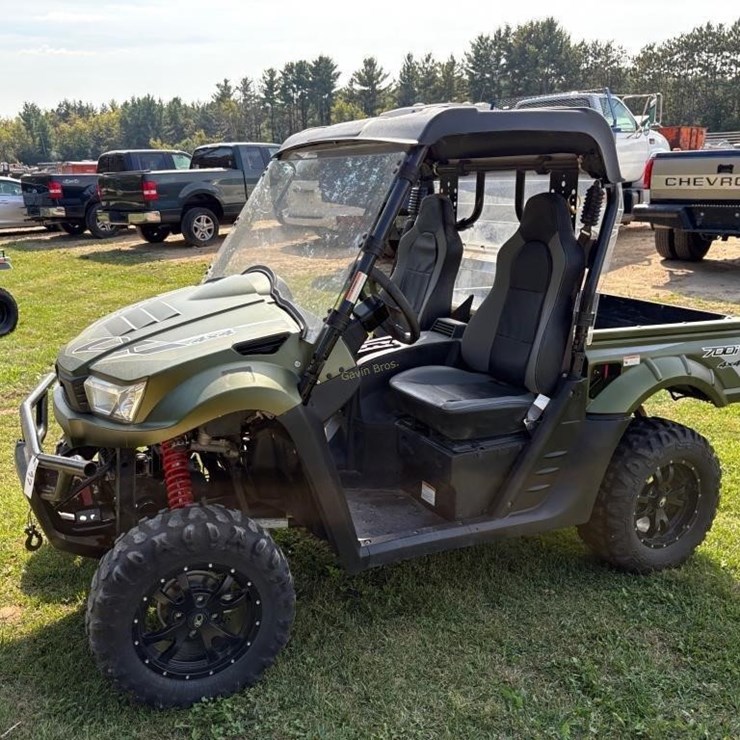 Kymco 700i UTV