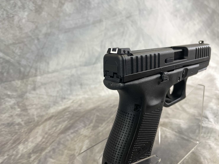 #5141-•-glock-g44,-22-lr-pistol,-sn:-aenr179,-(neenah,-wi)-image-8