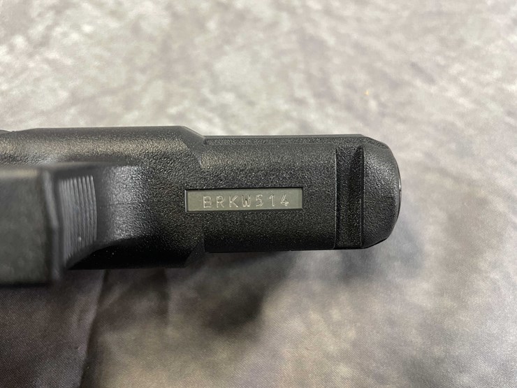 #5140-•-glock-g45,-9mm-luger-pistol,-sn:-brkw514,-(neenah,-wi)-image-24