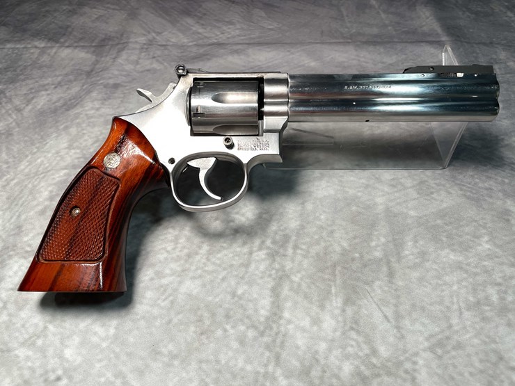 #5178-•-smith-&-wesson,-357-mag-revolver,-sn:-m686-1,-(neenah,-wi)-image-2