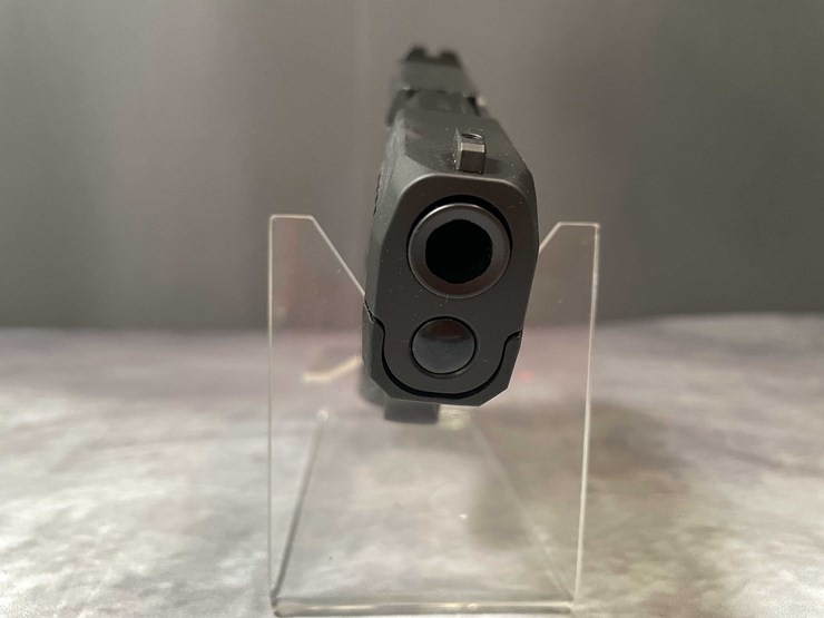 #5156-•-taurus-gx4,-9mm-luger-pistol,-sn:-1ga44039,-(neenah,-wi)-image-5