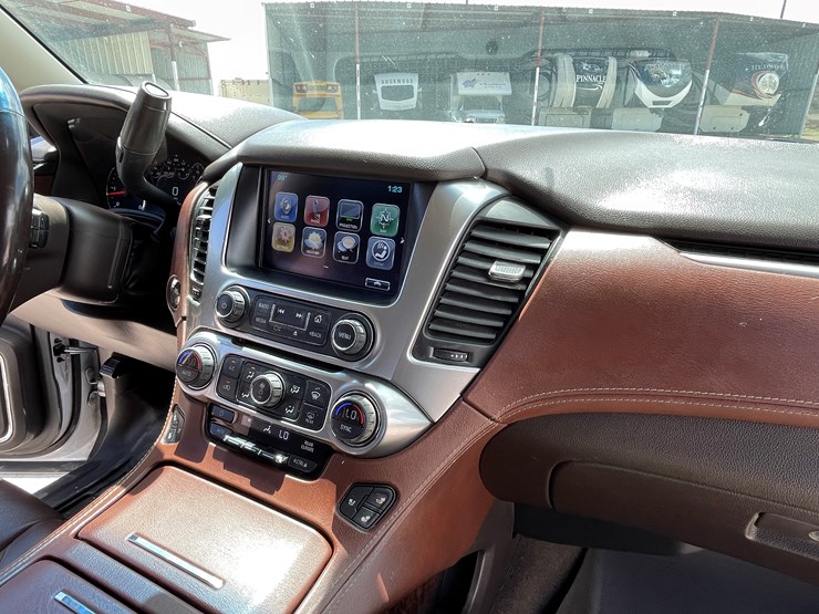 2017-chevrolet-tahoe-image-89