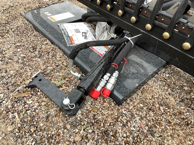 #2016-•-skid-steer-sickle-bar-mower-image-4