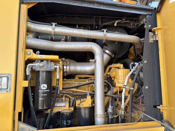2012-deere-672gp-image-83
