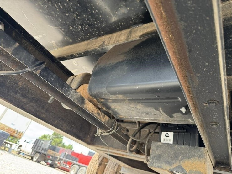 performance-gooseneck-dump-trailer-image-18