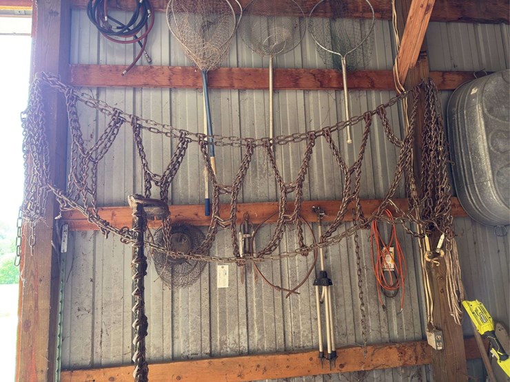 tractor-tire-chains---possibly-for-16.9x28-tires-(chains-only,-no-other-ite-image-1