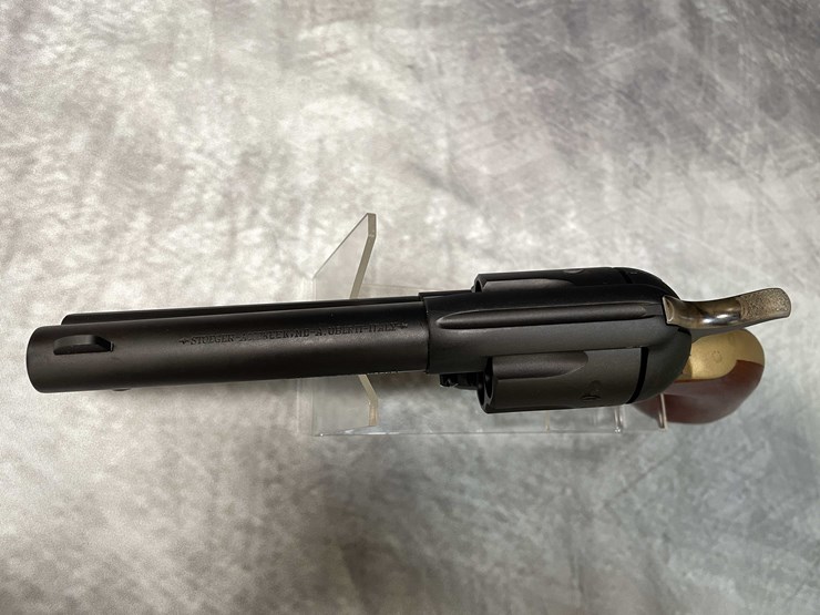 #5163-•-stoeger-cattleman,-45-colt-revolver,-sn:-um3413,-(neenah,-wi)-image-7